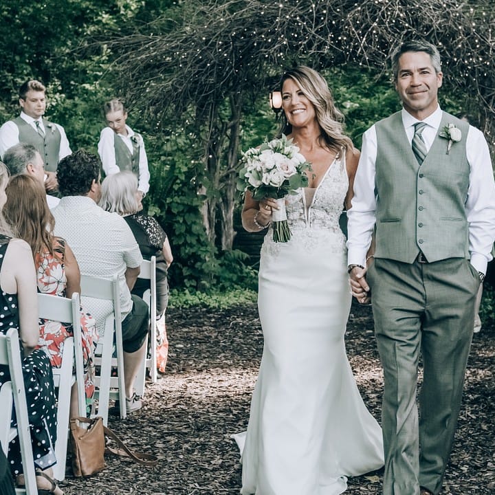 Larisa and Mike's wedding at Camrose Hill