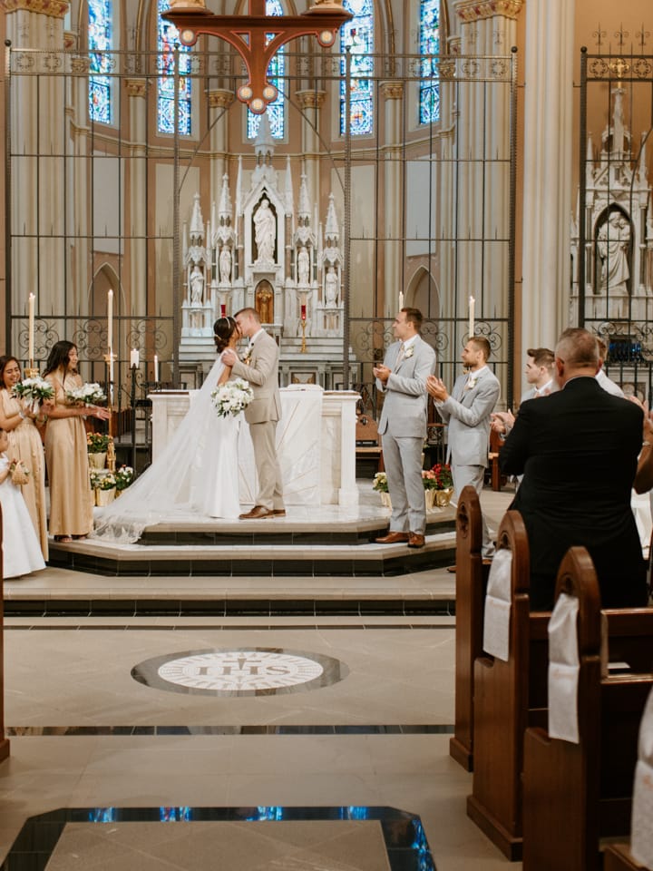 2023-06/dawn-mcclannan-photo-wwwdawnmacphotocomnebraska-weddingscoloradoelopements-2_0_0.jpeg