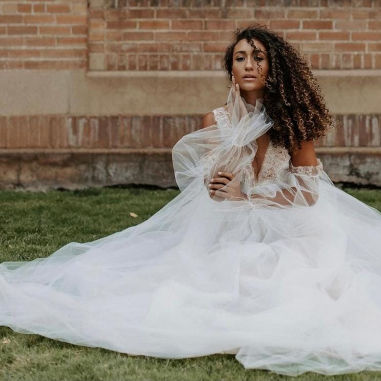 Gown by Dawson & Deveraux, modeled by Kolbi Sims, makeup by Andy Truong, photography by Halley Vernon