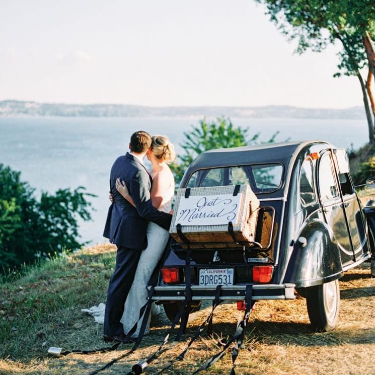 field/seattlebridemag_com_239elwb01_blackmesh_com/2019/image/60b.jpg