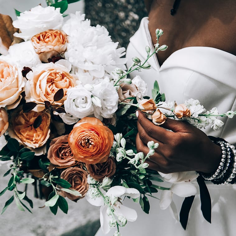 Adding Bold Hues to Your Wedding Day Decor | Minnesota Bride