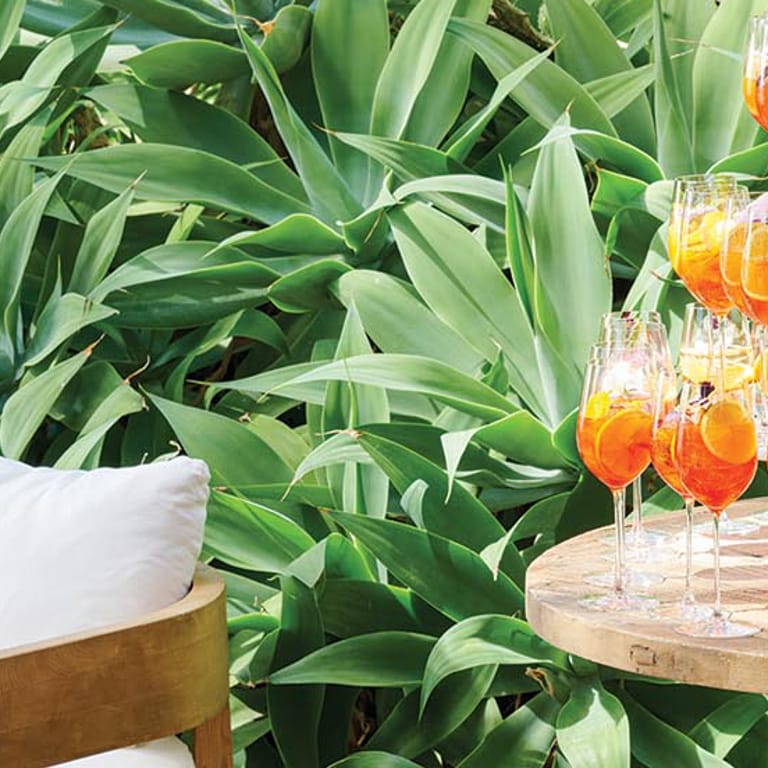 461595199-giada_catering_aperolspritztable_kachatorian_0399-2.jpg