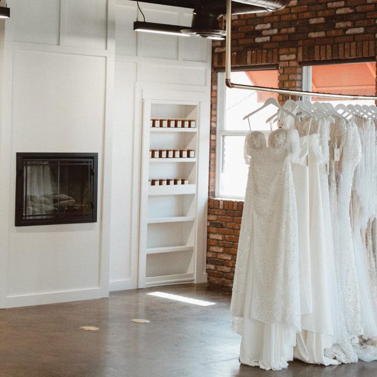 LoveEraWeddingBoutique_TemeculaCalifornia_AlexandriaMonettePhoto-9-2.jpg