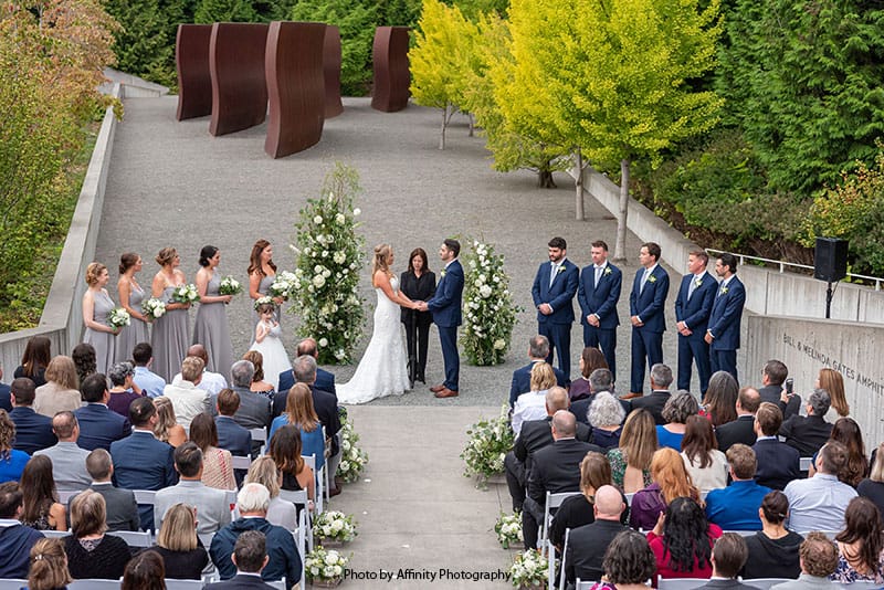 field/seattlebridemagcom239elwb01blackmeshcom/2020/image/s3_1.jpg