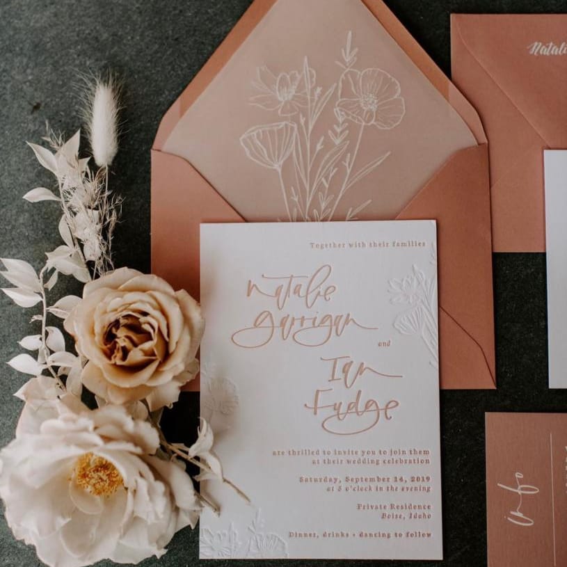 Photo by @peytonrbyford, Styling by @maeandco_creative, Rentals by @iraandlucy, Invitation Suite by @pinkbypeach, Florals by @goodseedfloral