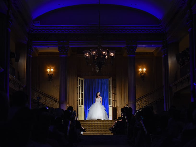 field/seattlebridemagcom239elwb01blackmeshcom/2022/image/luly-yangsebfv2202.jpg