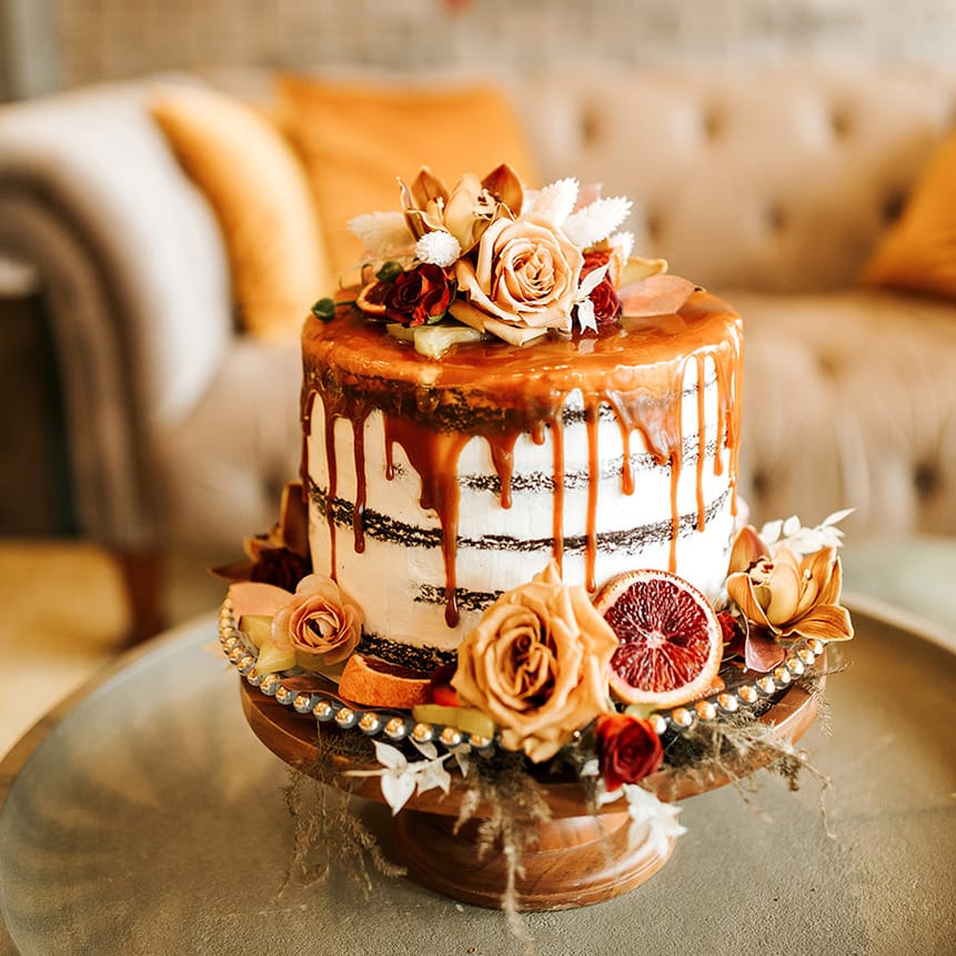 Classic autumn color cake at Recency in St. Cloud
