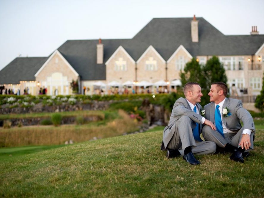 field/seattlebridemagcom239elwb01blackmeshcom/2022/image/13j-j-photography.jpg
