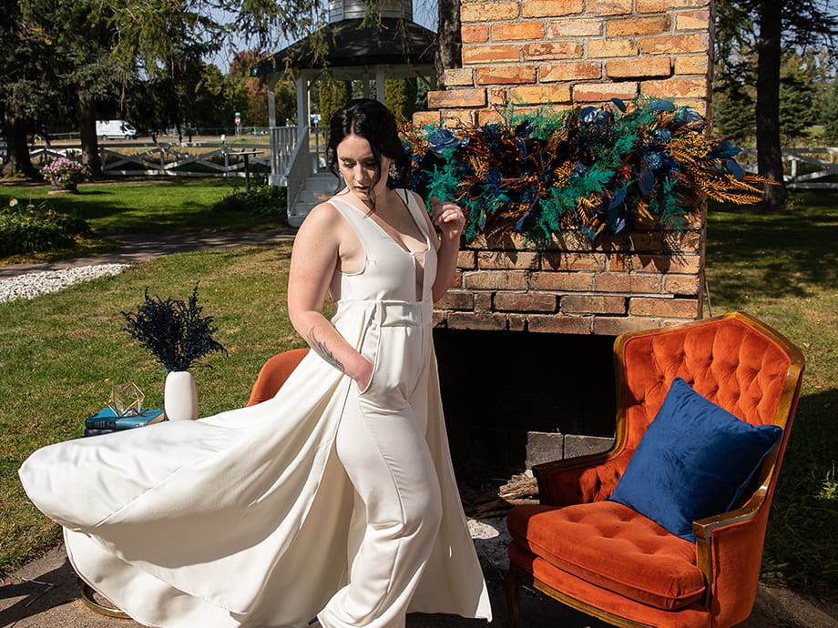 field/sandboxmnbridecom239elwb01blackmeshcom/2022/image/bespokemnbfv2220.jpg