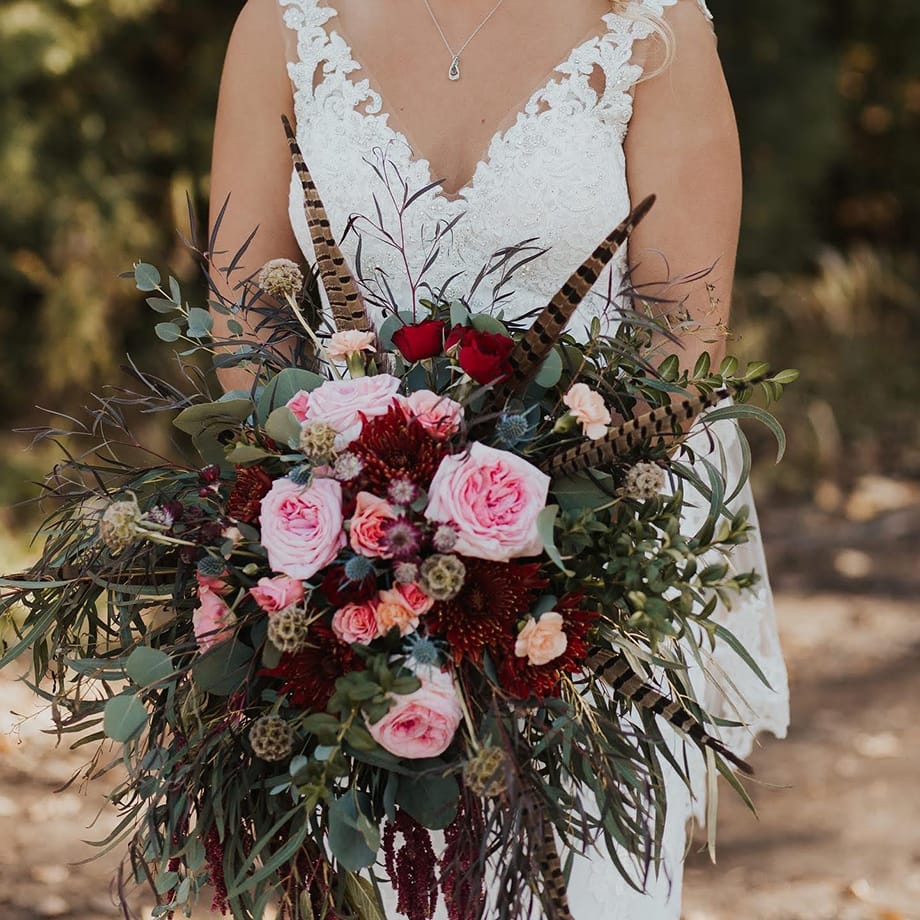 field/sandboxmnbridecom239elwb01blackmeshcom/2021/image/651studiofloralmnb2101.jpg