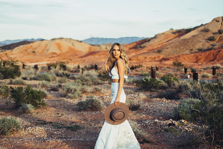 field/sandboxmnbridecom239elwb01blackmeshcom/2022/image/bespokemnbfv2221.jpg