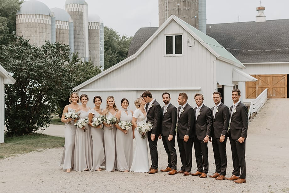 field/sandboxmnbridecom239elwb01blackmeshcom/2023/image/cottagefarmhousemnbfv2301.jpg