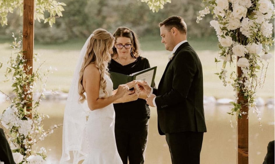 wedding ceremony officiant