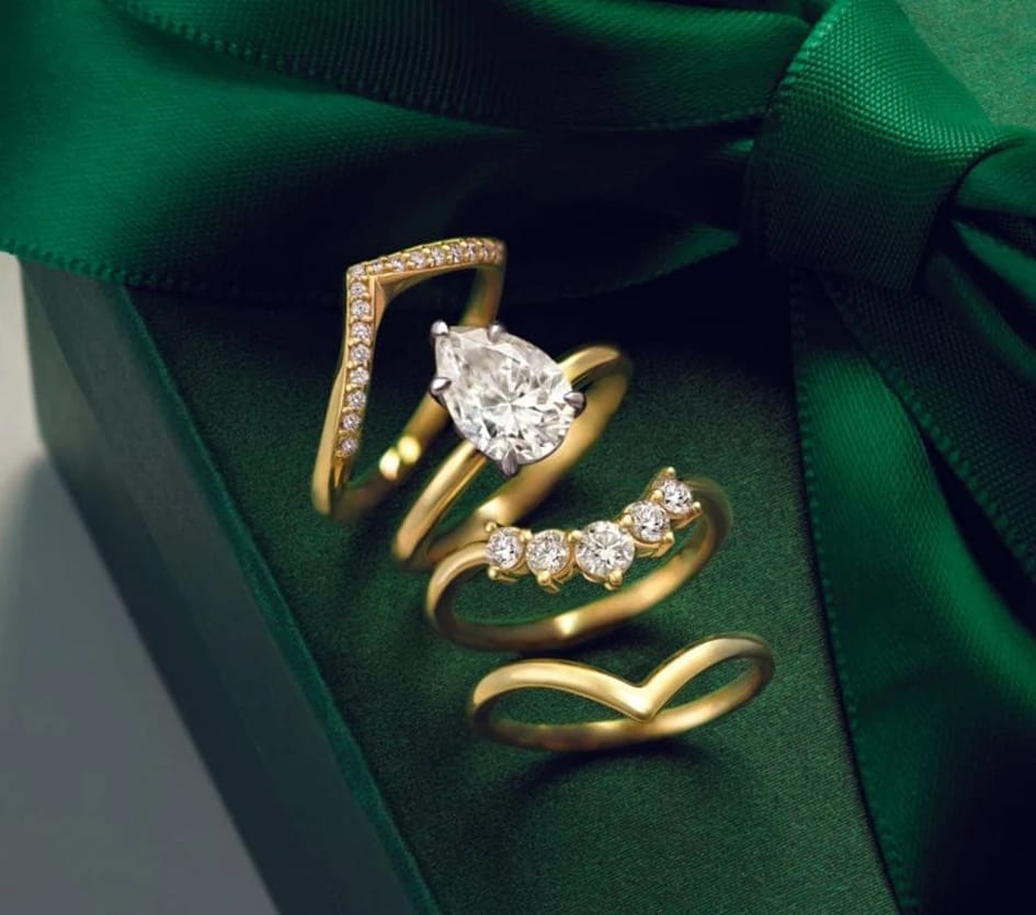 wedding bands and rings