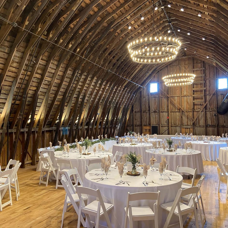 the barn on prarie janesville