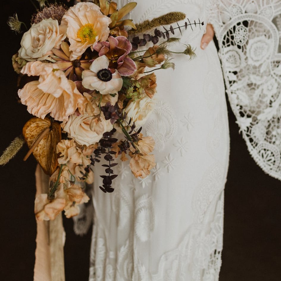 earthy bridal bouquet