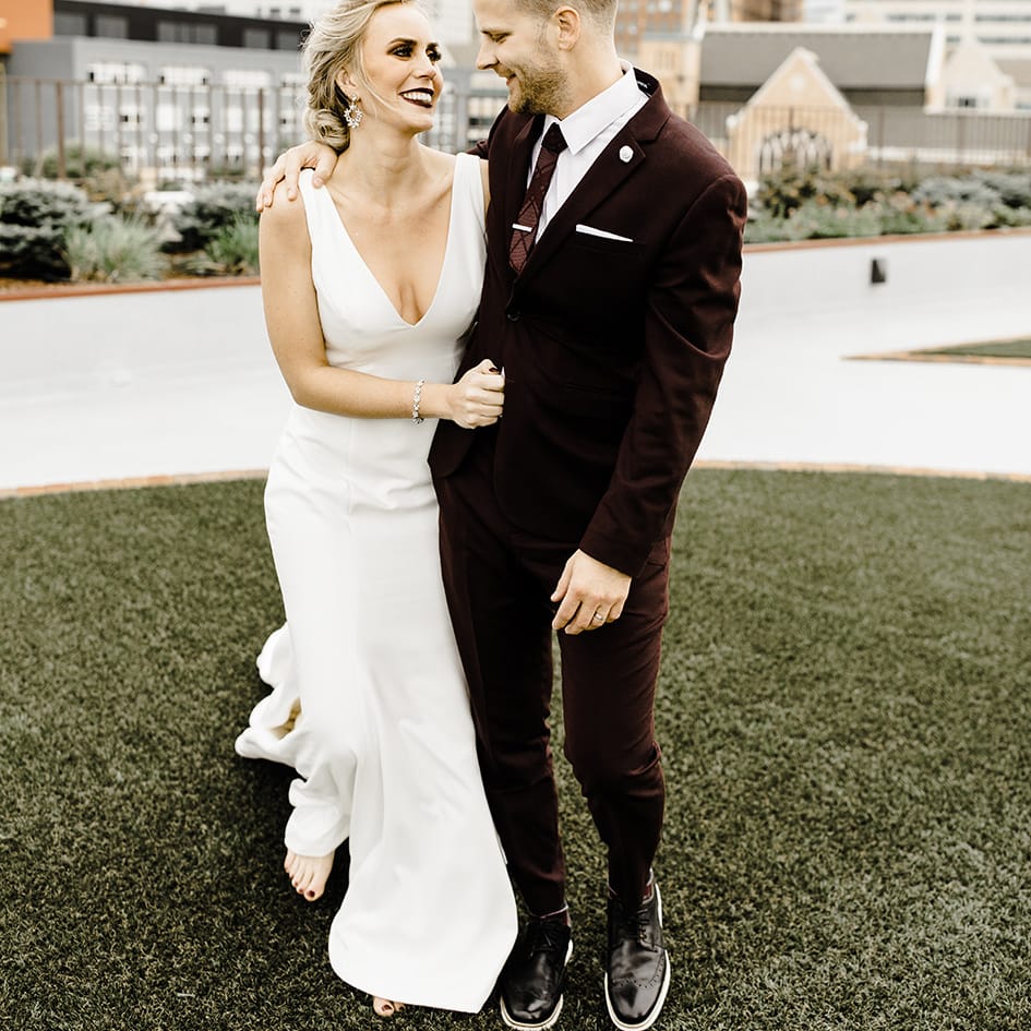 Danielle and Jordan marry at Radisson Blu Mall of America