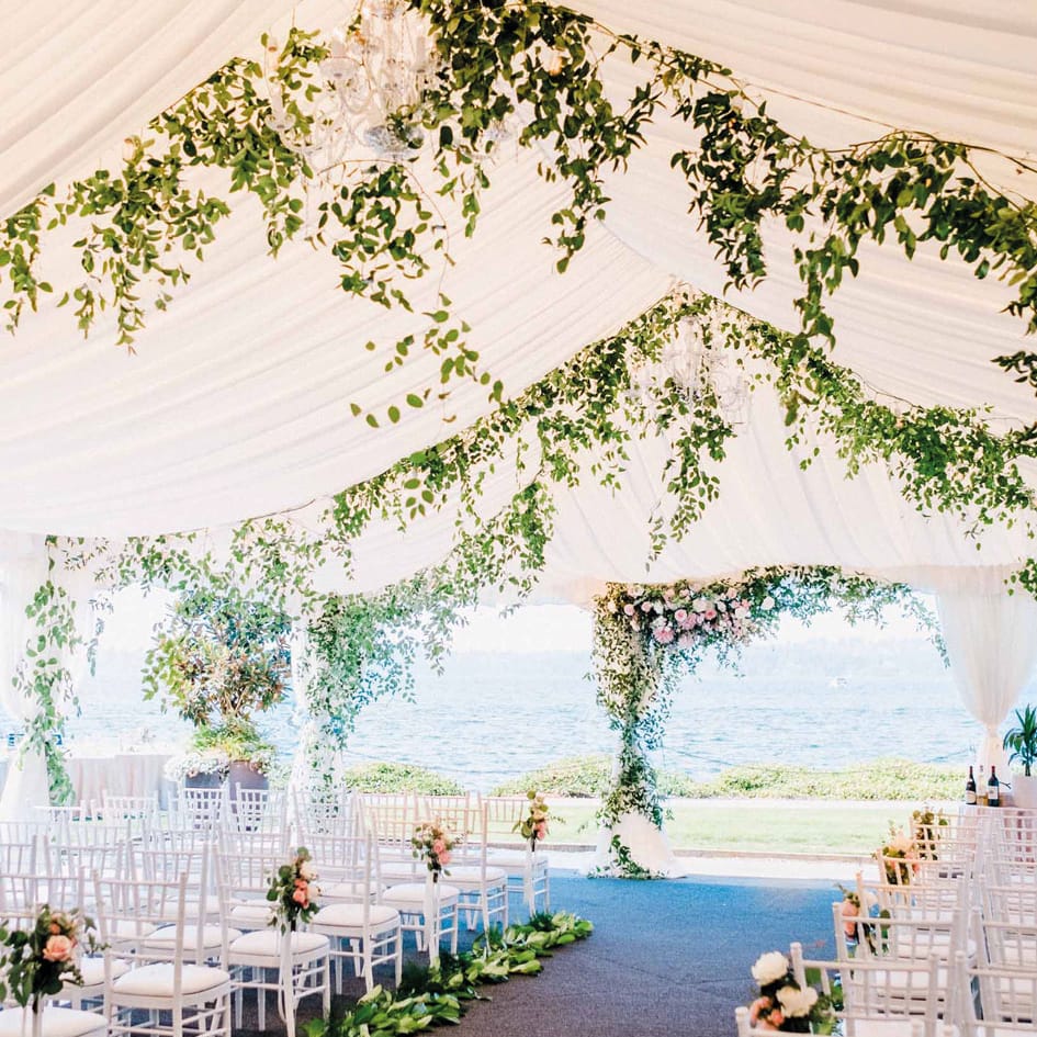 field/seattlebridemag_com_239elwb01_blackmesh_com/2019/image/56.jpg