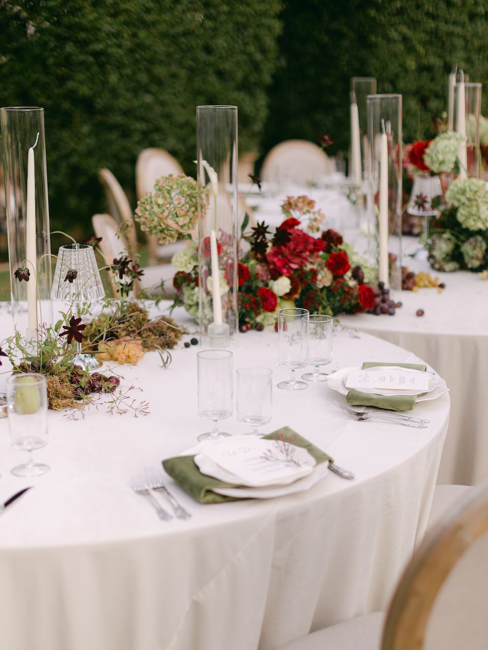 2026-03/074-Sara-Bishop-Wrigley-Mansion-red-luxury-wedding-February 10, 2025_0.jpg