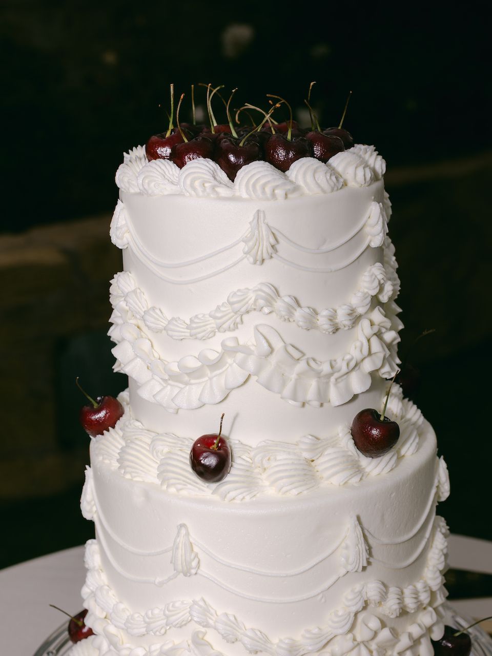 2026-03/115-Sara-Bishop-Wrigley-Mansion-red-luxury-wedding-February 10, 2025.jpg